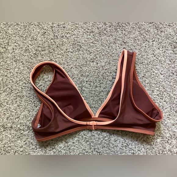 EUC Aerie Bikini Top - Picture 2 of 4